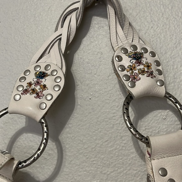 BETSEY JOHNSON OFF WHITE SILVER STUDDED PURSE - Picture 5 of 12